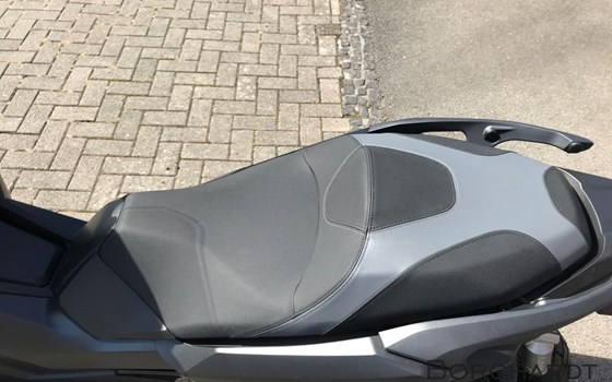 Gebrauchtmotorrad Honda ADV350 - Bild 12