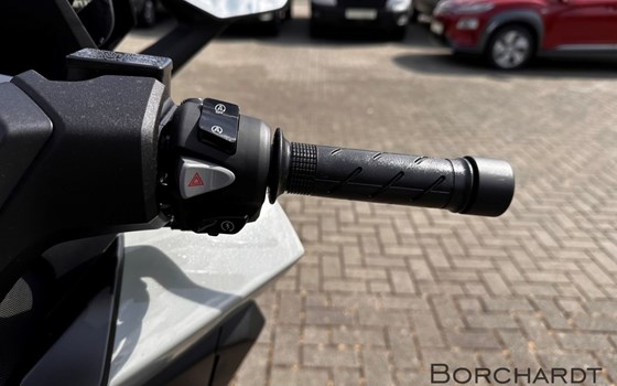 Neufahrzeug Honda Forza 125 - Bild 14