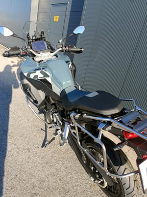 BMW F 900 GS Adventure (SAGE GREEN MET.) - Bild 8