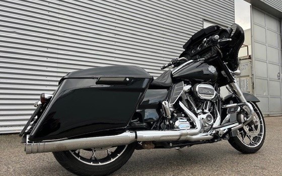 Gebrauchtmotorrad Harley-Davidson Touring Street Glide Special FLHXS - Bild 7 Gebrauchtmotorrad Harley-Davidson Touring Street Glide Special FLHXS - Bild 7
