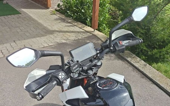 Gebrauchtmotorrad KTM 390 Duke - Bild 4 Gebrauchtmotorrad KTM 390 Duke - Bild 4