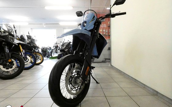 Neufahrzeug Suzuki DR-Z4SM - Bild 6 Neufahrzeug Suzuki DR-Z4SM - Bild 6