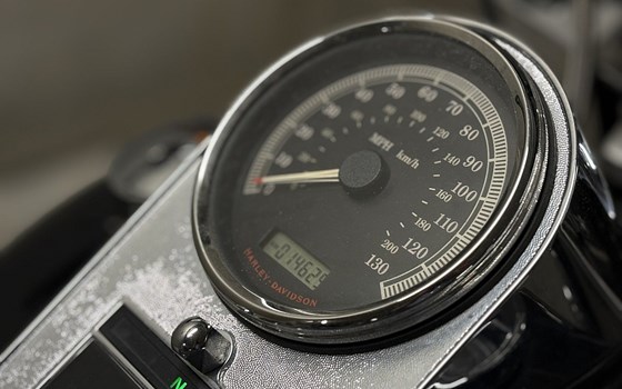 Gebrauchtmotorrad Harley-Davidson Softail Heritage Classic FLSTC - Bild 5