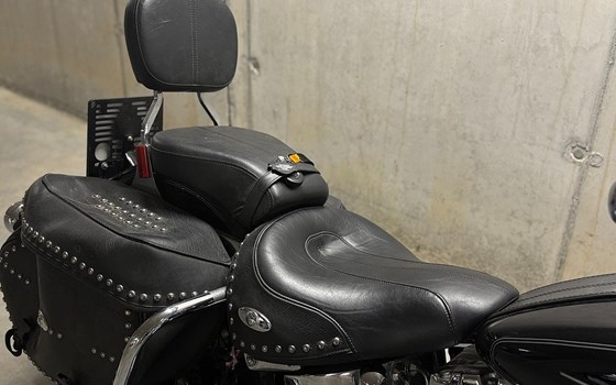 Gebrauchtmotorrad Harley-Davidson Softail Heritage Classic FLSTC - Bild 6