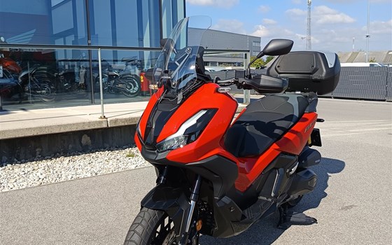 Gebrauchtmotorrad Honda ADV350 - Bild 3 Gebrauchtmotorrad Honda ADV350 - Bild 3
