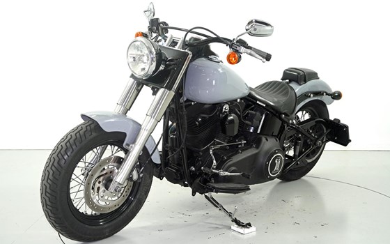 Motorrad Occasion Harley-Davidson Softail Slim FLS - Bild 3
