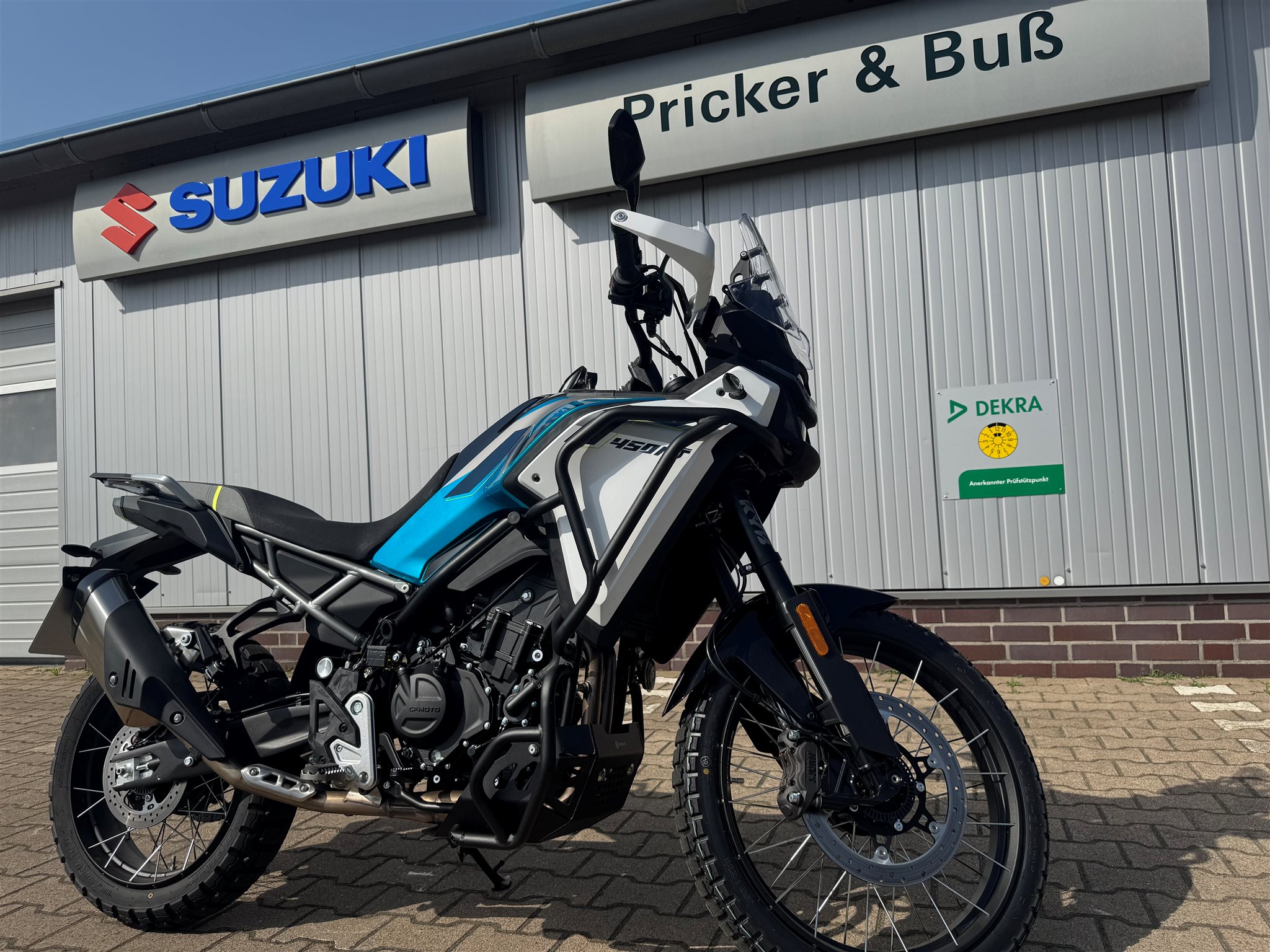 CFMOTO 450MT 
