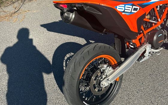 Gebrauchtmotorrad KTM 690 SMC R - Bild 5 Gebrauchtmotorrad KTM 690 SMC R - Bild 5