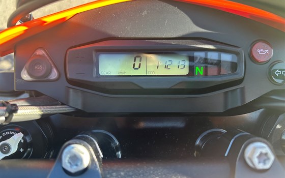 Gebrauchtmotorrad KTM 690 SMC R - Bild 6 Gebrauchtmotorrad KTM 690 SMC R - Bild 6