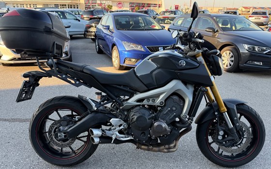 Gebrauchtmotorrad Yamaha MT-09 - Bild 1 Gebrauchtmotorrad Yamaha MT-09 - Bild 1