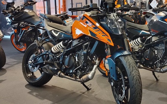 Neufahrzeug KTM 125 Duke - Bild 1 Neufahrzeug KTM 125 Duke - Bild 1