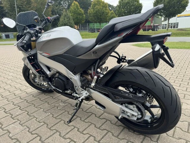 Angebot Aprilia Tuono V4 1100 Bild 4: Angebot Aprilia Tuono V4 1100