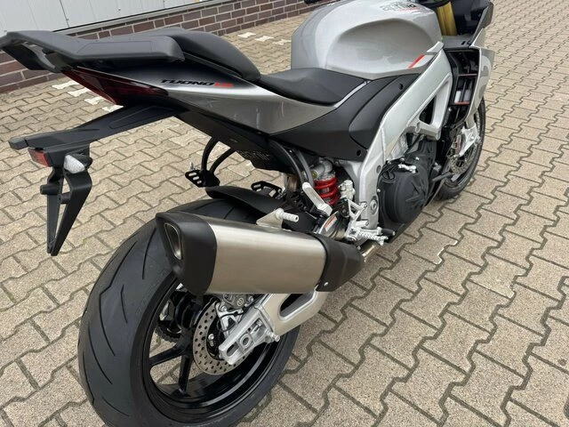 Angebot Aprilia Tuono V4 1100 Bild 8: Angebot Aprilia Tuono V4 1100
