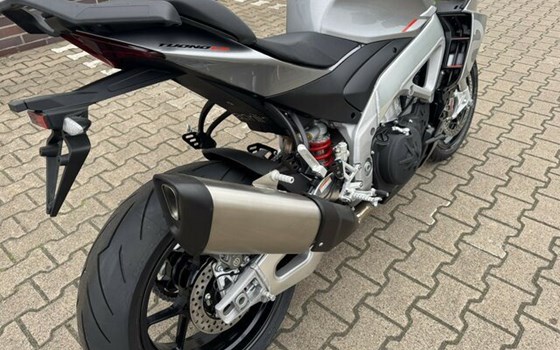 Gebrauchtmotorrad Aprilia Tuono V4 1100 - Bild 8