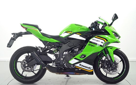 Neufahrzeug Kawasaki Ninja ZX-4RR - Bild 4