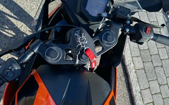 Gebrauchtmotorrad KTM RC 125 - Bild 13