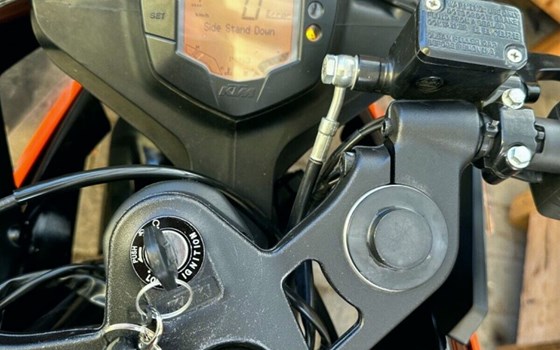 Gebrauchtmotorrad KTM RC 125 - Bild 15
