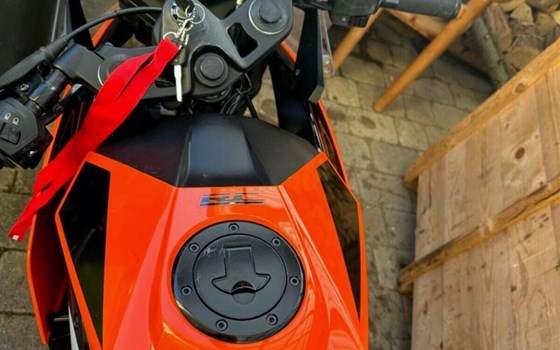 Gebrauchtmotorrad KTM RC 125 - Bild 19