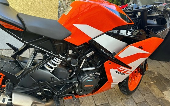 Gebrauchtmotorrad KTM RC 125 - Bild 23
