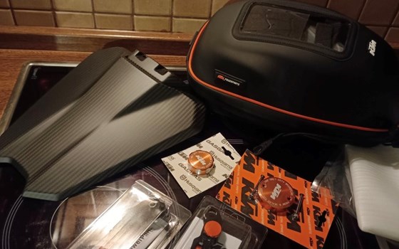 Gebrauchtmotorrad KTM 1290 Super Duke R EVO - Bild 12