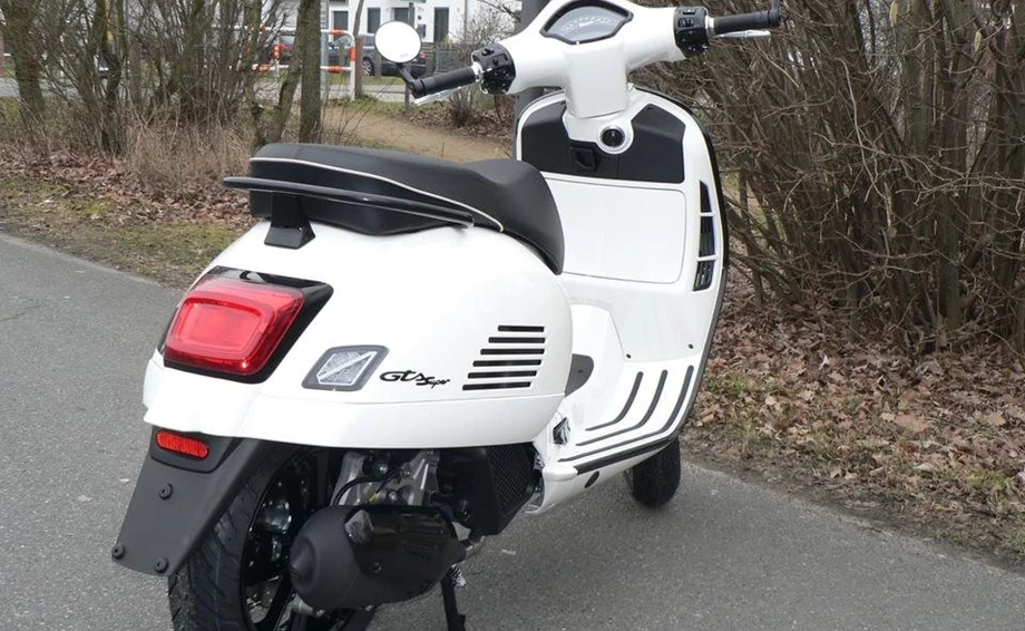 Angebot Vespa 125 Super Bild 8: Angebot Vespa 125 Super