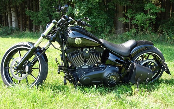Gebrauchtmotorrad Harley-Davidson Softail Breakout FXSB - Bild 7