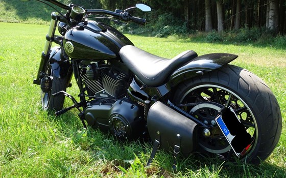 Gebrauchtmotorrad Harley-Davidson Softail Breakout FXSB - Bild 8