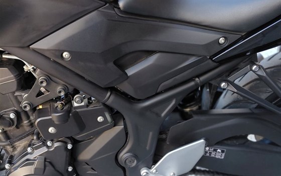 Gebrauchtmotorrad Yamaha MT-03 - Bild 10 Gebrauchtmotorrad Yamaha MT-03 - Bild 10