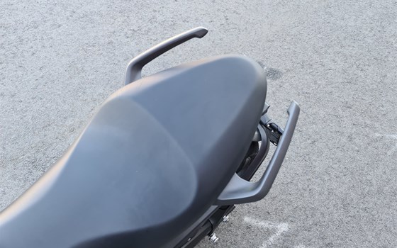 Gebrauchtmotorrad Triumph Trident 660 - Bild 12 Gebrauchtmotorrad Triumph Trident 660 - Bild 12