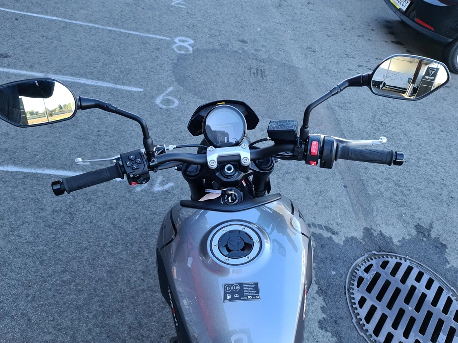 Angebot Triumph Trident 660 Bild 8: Angebot Triumph Trident 660