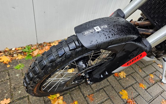 Gebrauchtmotorrad Aprilia Tuareg 660 - Bild 3