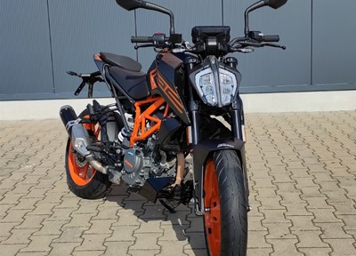 GEBRAUCHTFAHRZEUG KTM 125 Duke