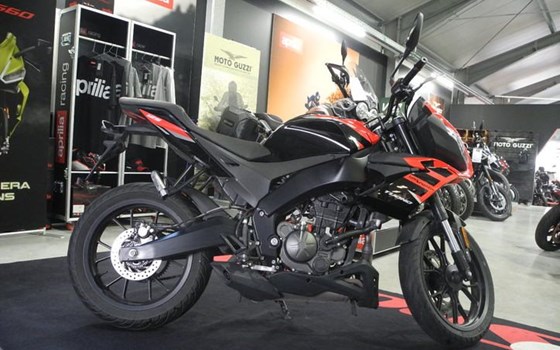 Gebrauchtmotorrad Aprilia Tuono 125 - Bild 6