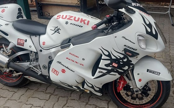 Gebrauchtmotorrad Suzuki GSX-1300RR Hayabusa - Bild 1 Gebrauchtmotorrad Suzuki GSX-1300RR Hayabusa - Bild 1