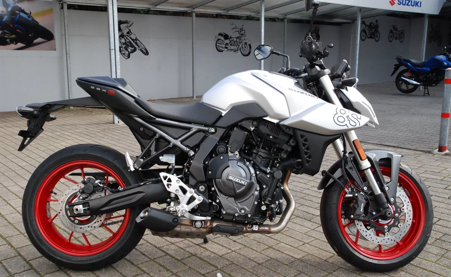 Offer Suzuki GSX-8S Bild 1: Offer Suzuki GSX-8S