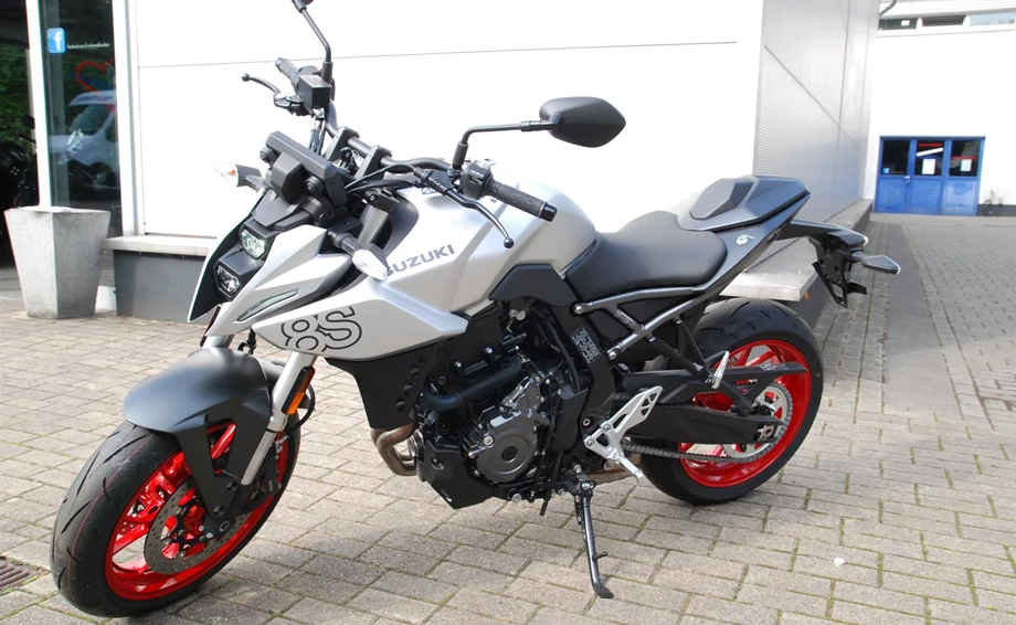 Offer Suzuki GSX-8S Bild 5: Offer Suzuki GSX-8S