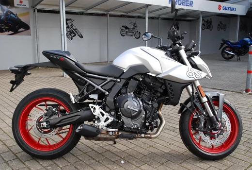 Suzuki GSX-8S