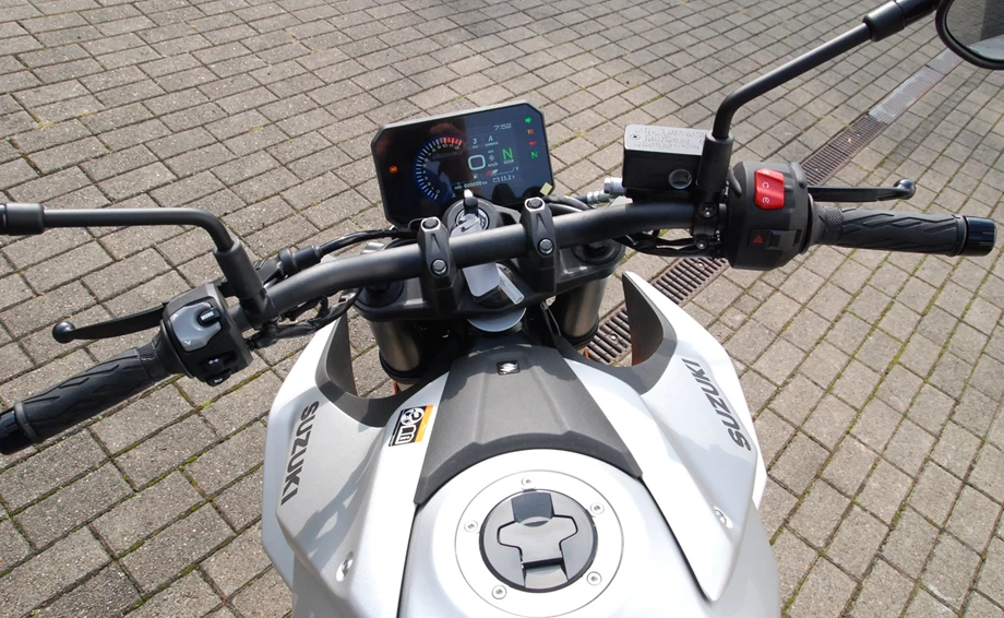 Angebot Suzuki GSX-8S Bild 7: Angebot Suzuki GSX-8S