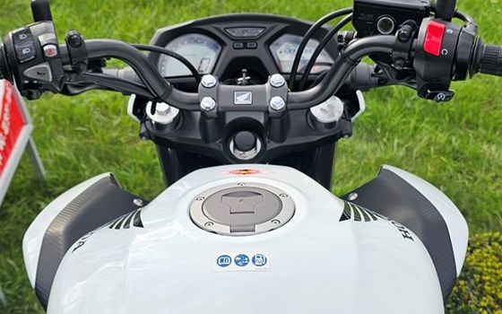 Gebrauchtmotorrad Honda CB650F - Bild 2