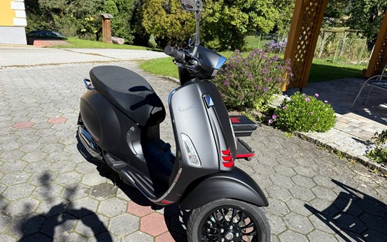 Gebrauchtmotorrad Vespa Sprint 125 S - Bild 2 Gebrauchtmotorrad Vespa Sprint 125 S - Bild 2