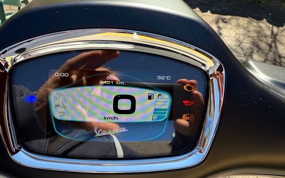 Gebrauchtmotorrad Vespa Sprint 125 S - Bild 2