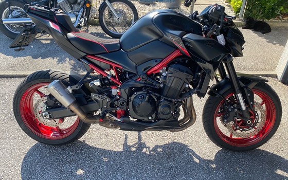 Gebrauchtmotorrad Kawasaki Z900 - Bild 2 Gebrauchtmotorrad Kawasaki Z900 - Bild 2