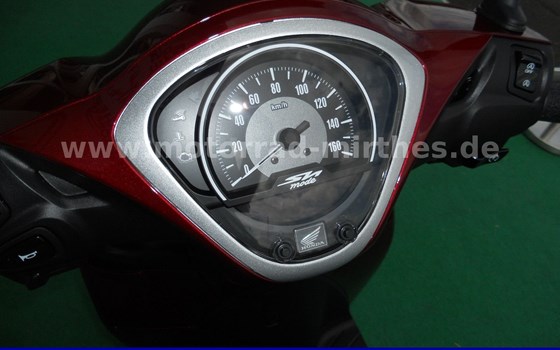 Gebrauchtmotorrad Honda SH125 - Bild 18