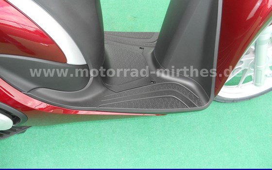 Gebrauchtmotorrad Honda SH125 - Bild 9