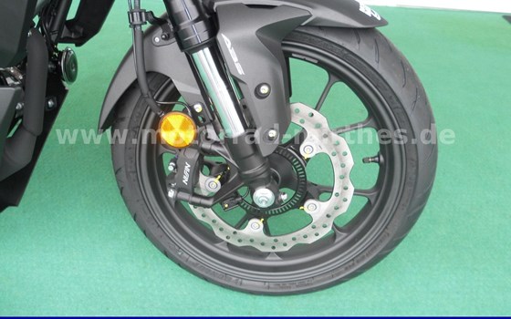 Neufahrzeug Honda CB125R - Bild 3