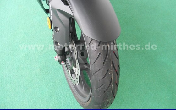 Neufahrzeug Honda CB125R - Bild 4