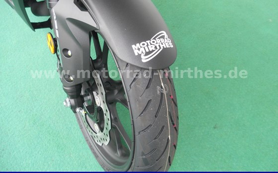 Neufahrzeug Honda CB125R - Bild 4