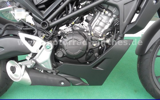 Neufahrzeug Honda CB125R - Bild 7