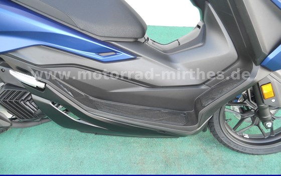 Gebrauchtmotorrad Honda Forza 125 - Bild 5