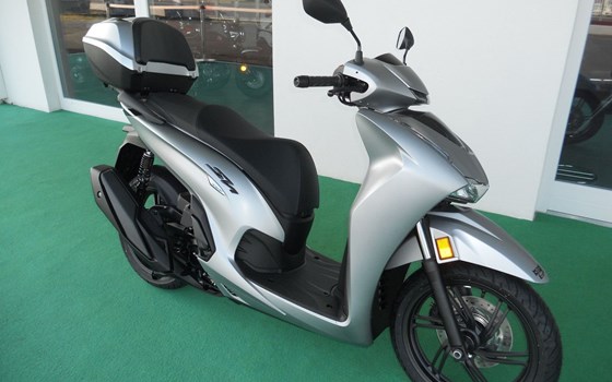 Gebrauchtmotorrad Honda SH350i - Bild 3